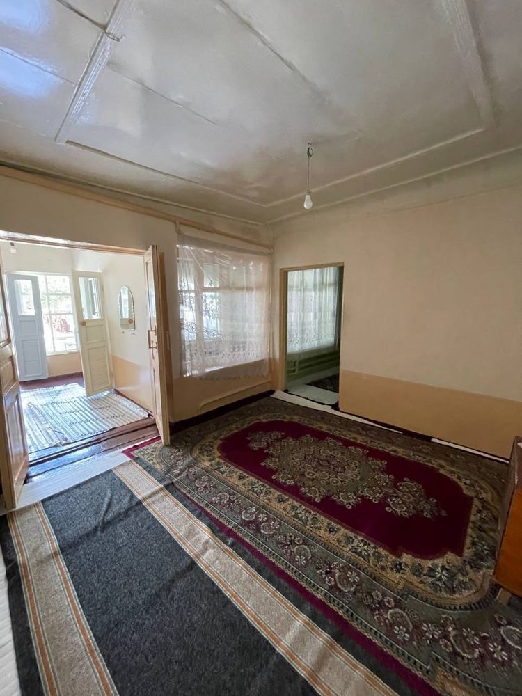 Sergili hovli. Bezxazayka 500$. Kelishiladi bez makler