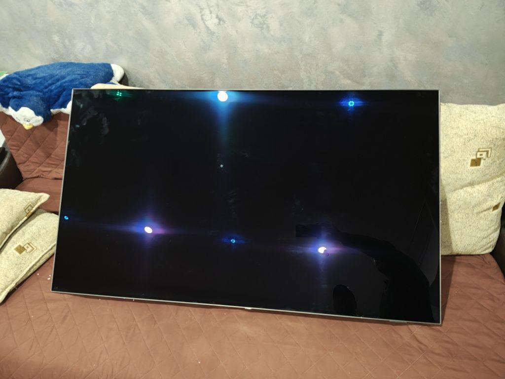 Televizor Philips AmbilightOLED 55OLED856, 139cm,PLACA DE BAZA DEFECTA