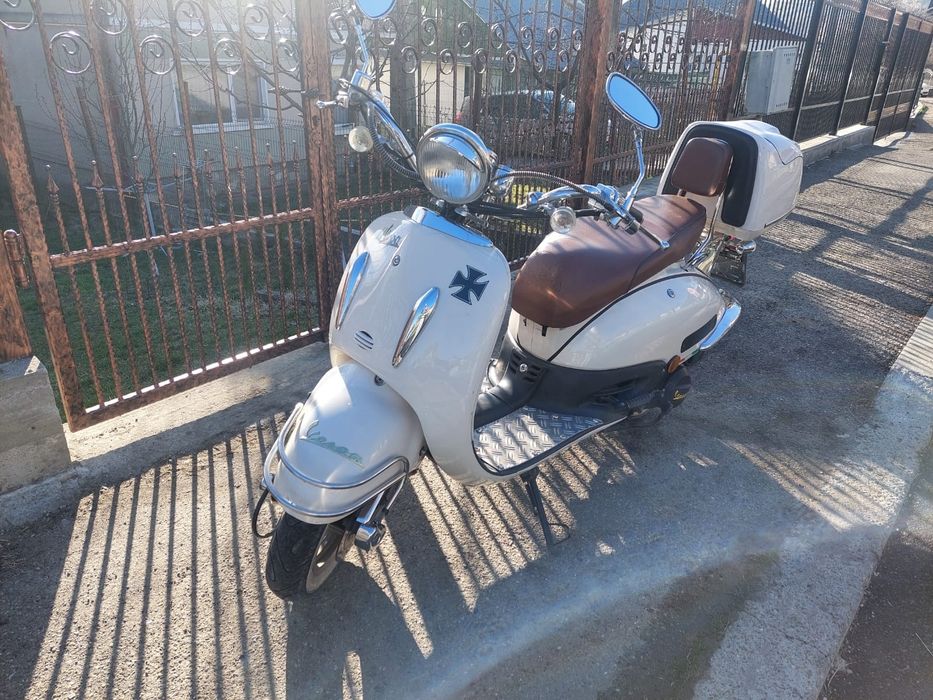 Vand scuter 125cc inmatriculat ro