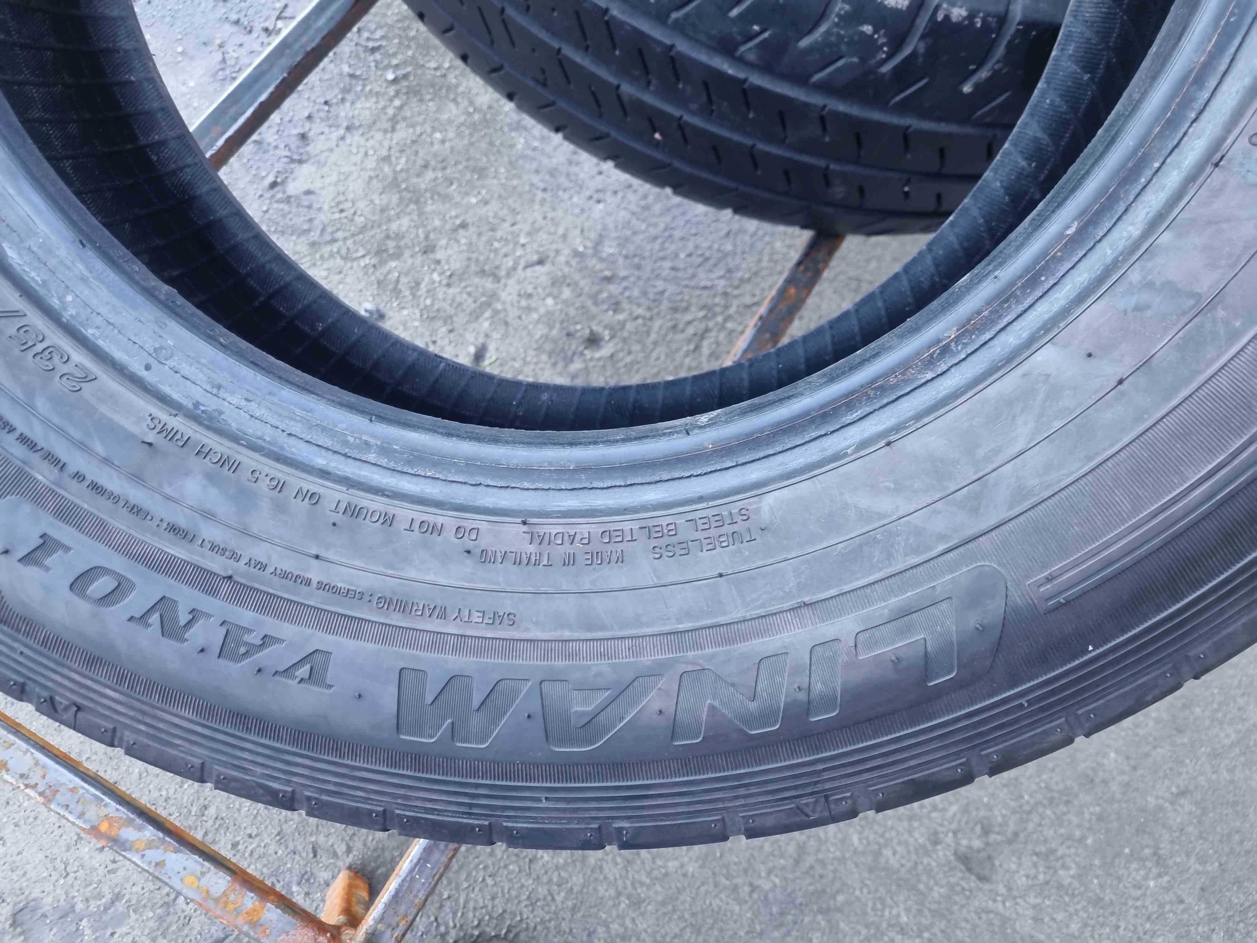 SET 2 Anvelope Vara 235/65 R16C FALKEN Linam VAN01 115/113R