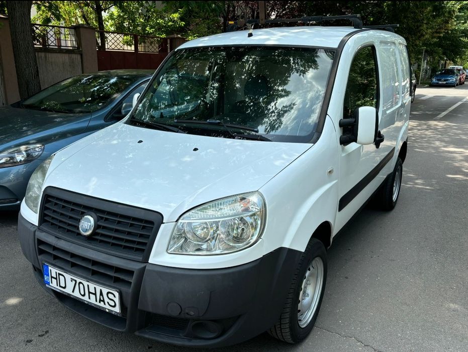 Vând fiat doblo 1.3 multijet