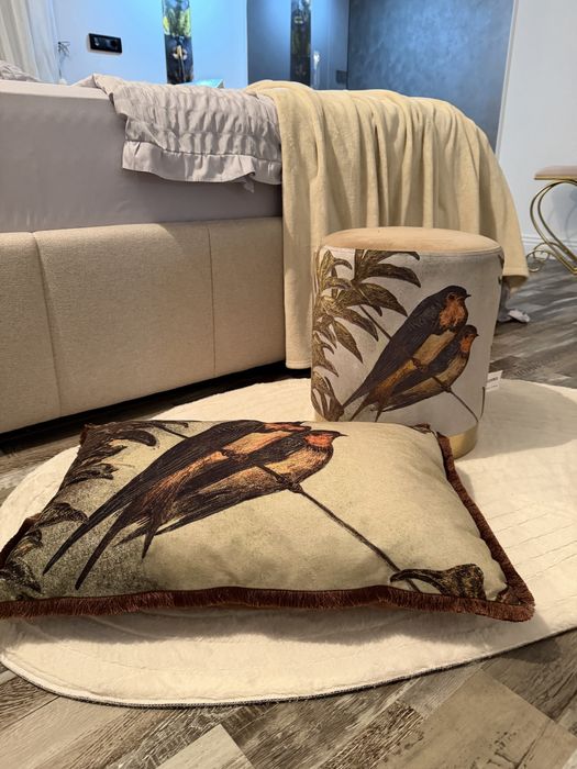 Puf si perina Mobexpert, noi