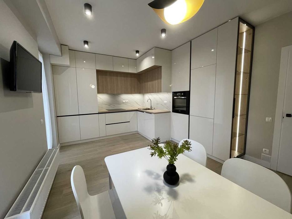 Дава се под наем Двустаен апартамент в София, Дианабад - 70 кв.м за 400 € - Снимка #2