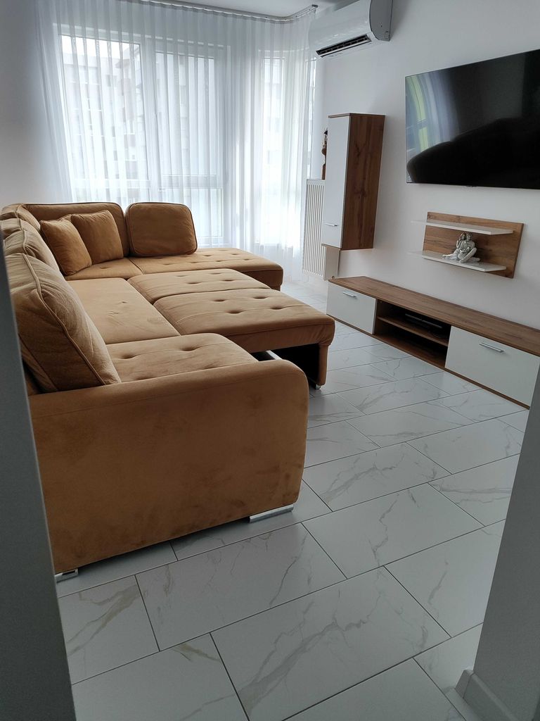 Продава се Тристаен апартамент в Севлиево - 97 кв.м за 1475 €/кв.м - Снимка #1