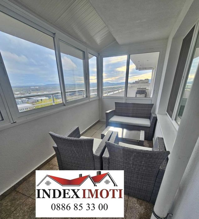 3-стаен апартамент-148кв.м,паркомясто и Голяма тераса с кухня