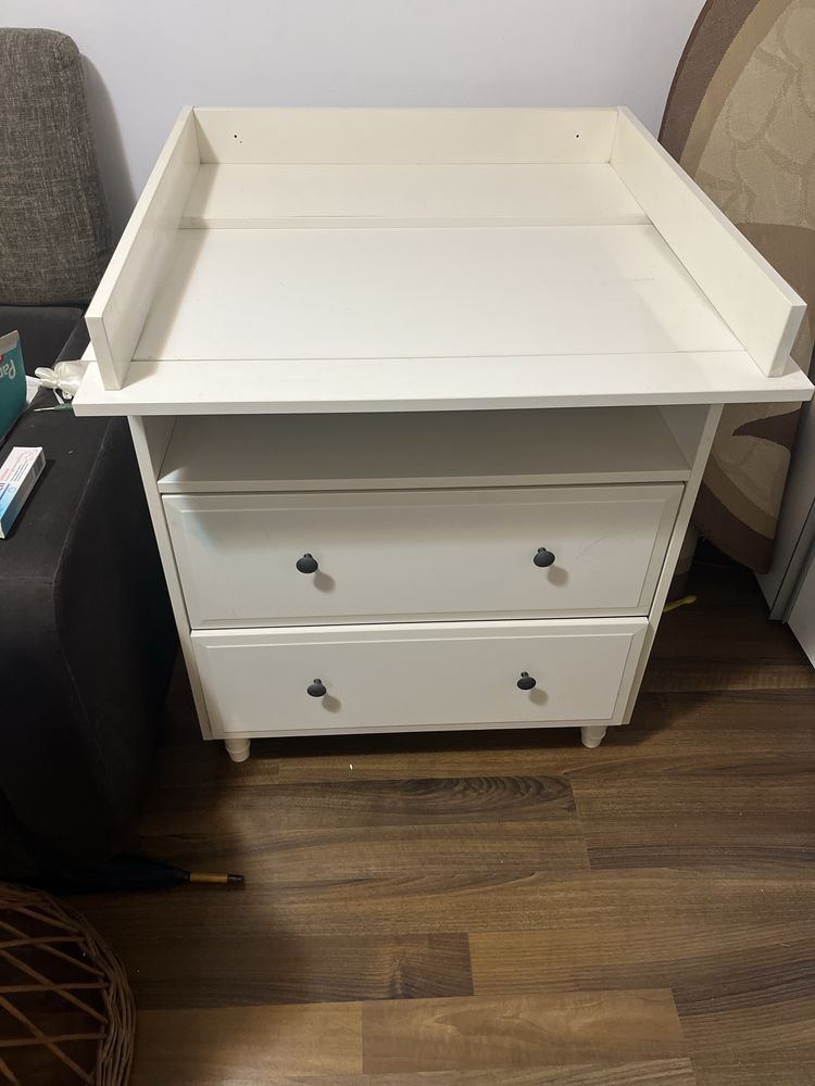 Vand masa de infasat IKEA