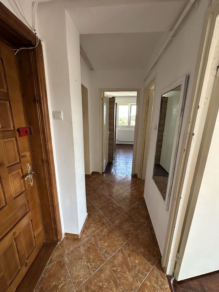 Inchiriez/Vand apartament