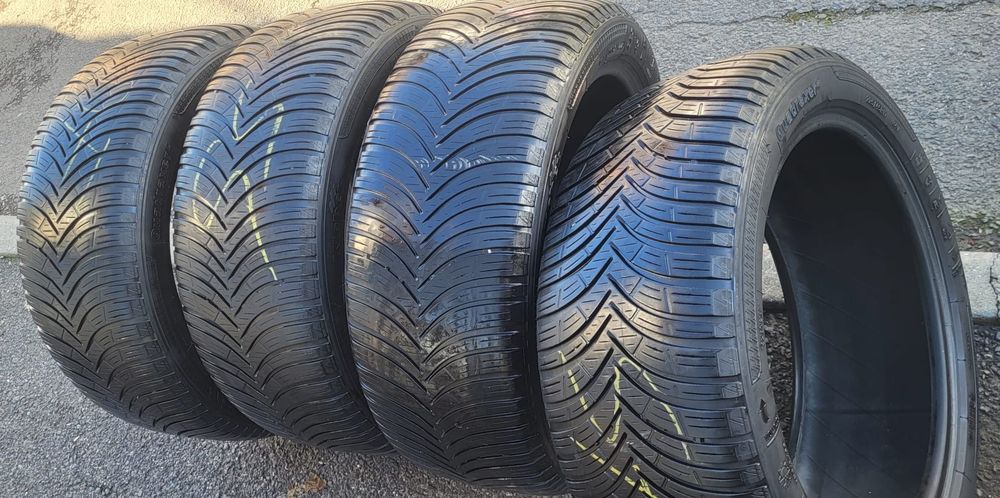 Anvelope 225/45/17 M+S