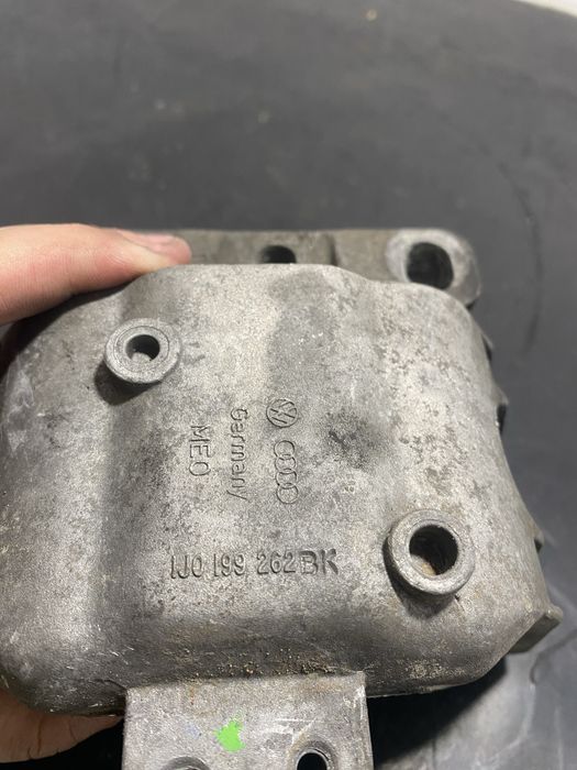 Tampon suport motor volkswagen vw Golf 4 1.9 TDI 1j0199262 AXR ALH ASV