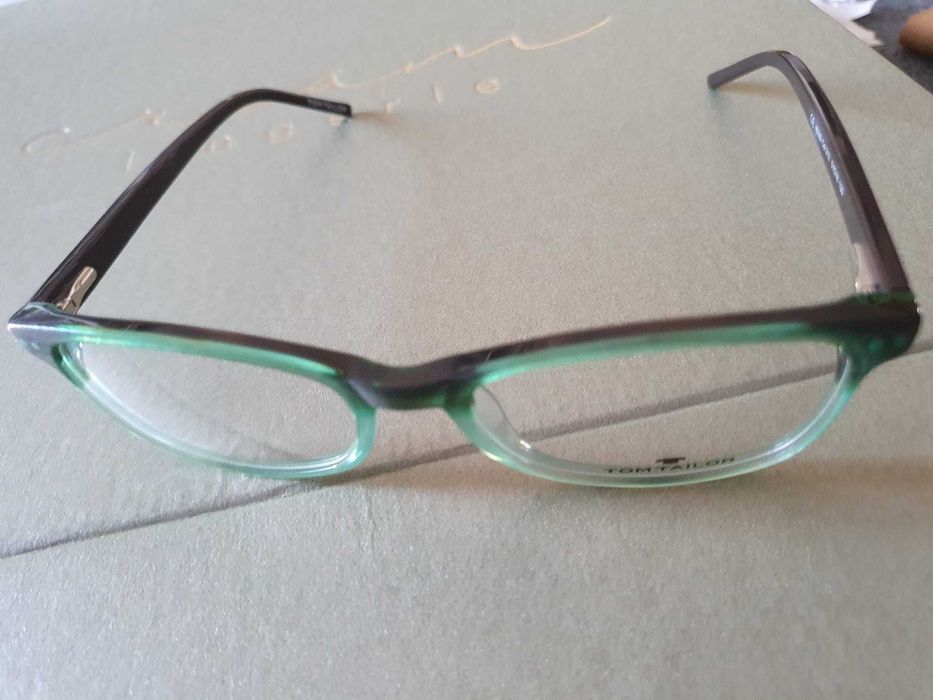 Rama ochelari din plastic. Tom Tailor. Noua. Vine cu toc de ochelari.