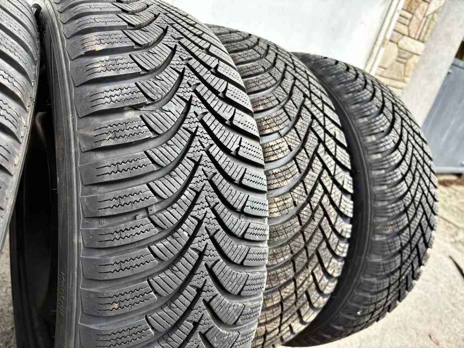 4бр. Нови зимни гуми с джанти 205/55 R16 цола от Ford 5x108