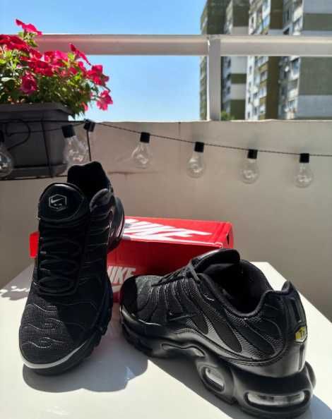Nike Air Max TN Black (36-44 номер)