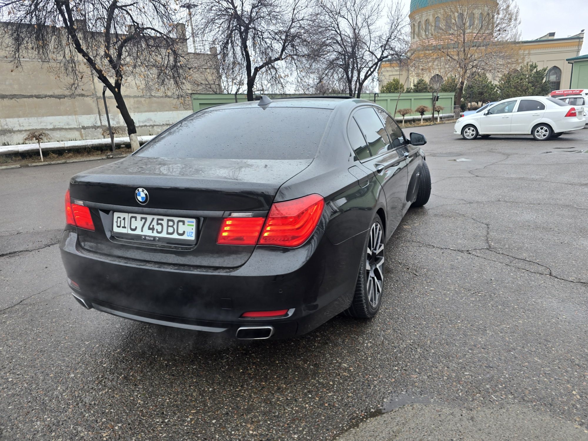Bmv 750 long 02f10 biznes klas srochna arzon narhda sotiladi