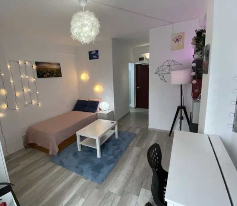 Дава се под наем Тристаен апартамент в Пловдив, Остромила - 88 кв.м за 331.5 € - Снимка #1