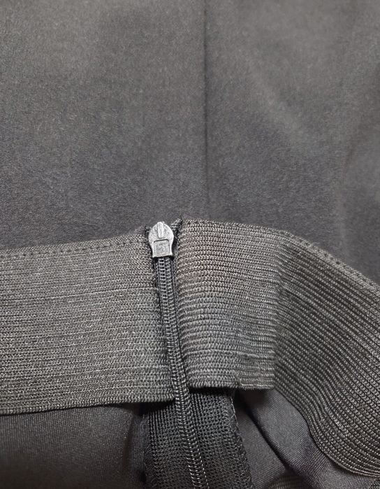 Черна дълга пола