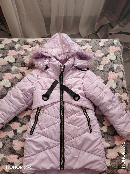 Куртки на девочку