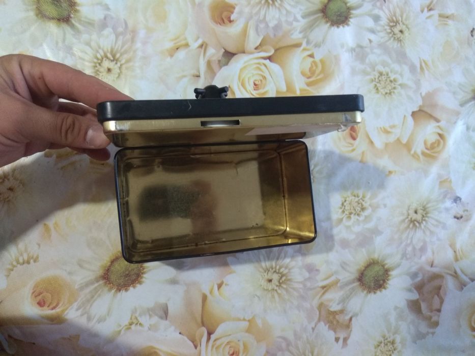 Ретро кутия MARS