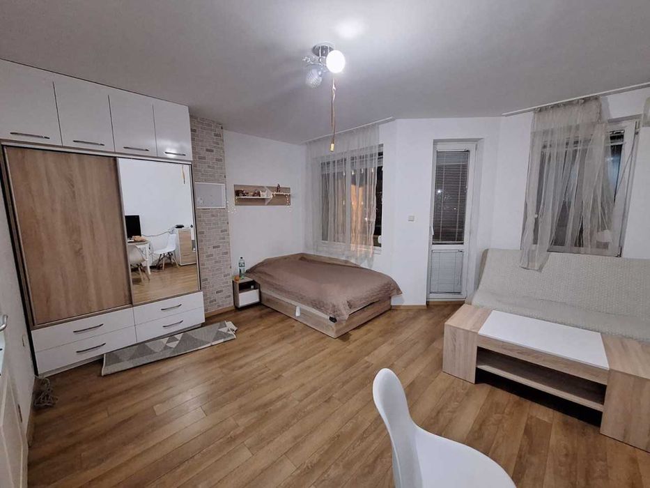 Продава се Едностаен апартамент в Пловдив, Център - 35 кв.м за 1772 €/кв.м - Снимка #1