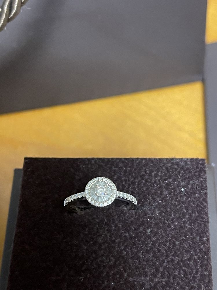 Inel de logodna TEILOR din aur alb de 18K cu diamante de 0.32ct