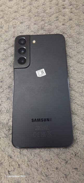 Samnsung     S 22