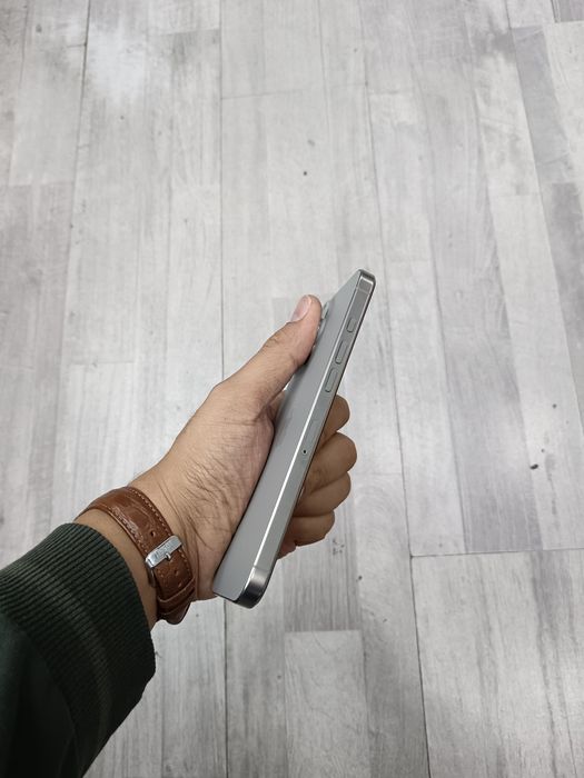 iPhone 16 Pro Max VC/A 256 GB Natural Titanium ideal