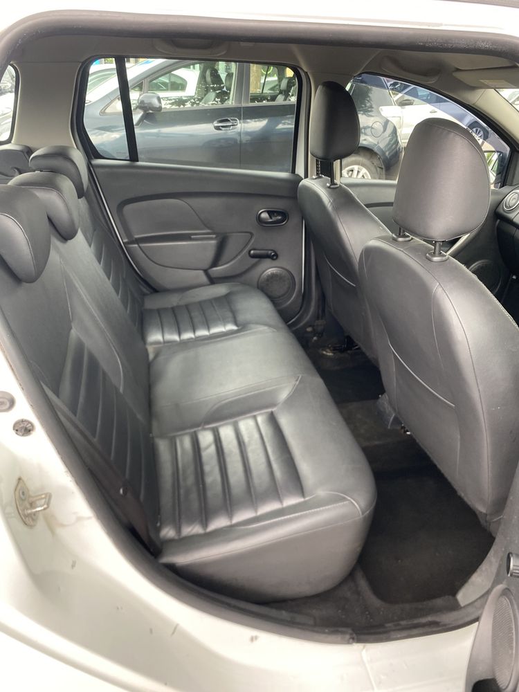 Dezmembrez dacia logn mcv 1,5 diesel