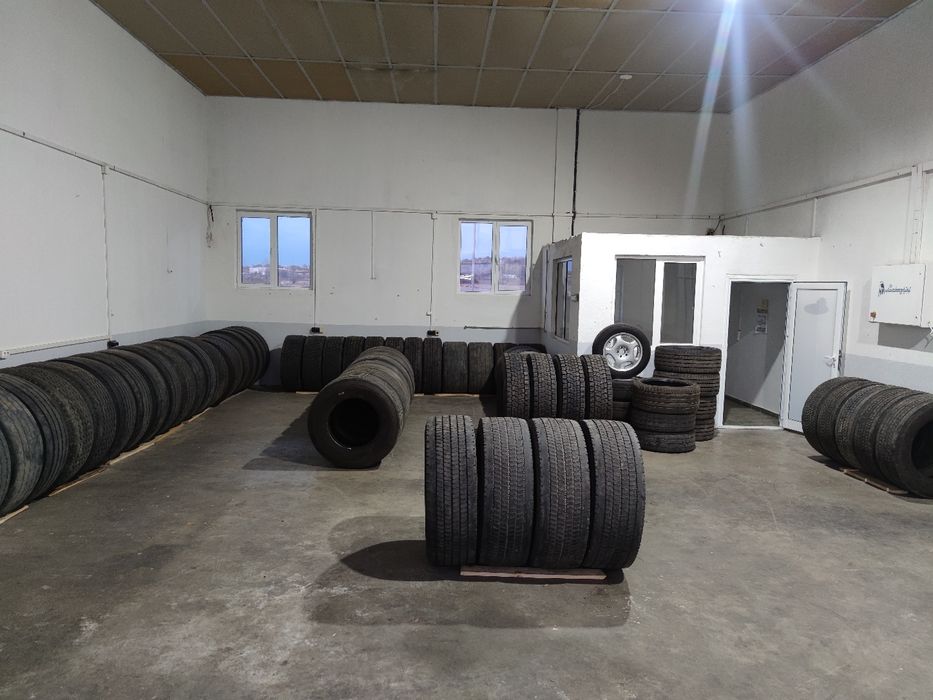 Тежкотоварни гуми