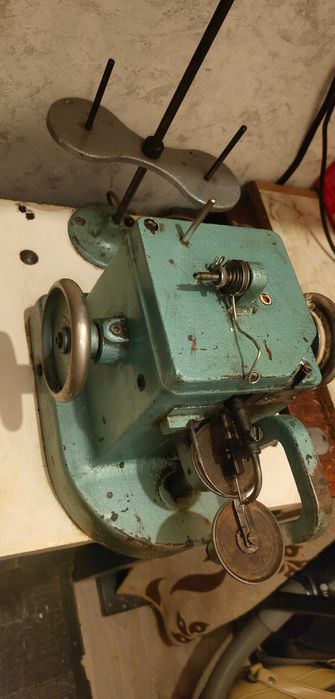 скорняшка Швейная машинка