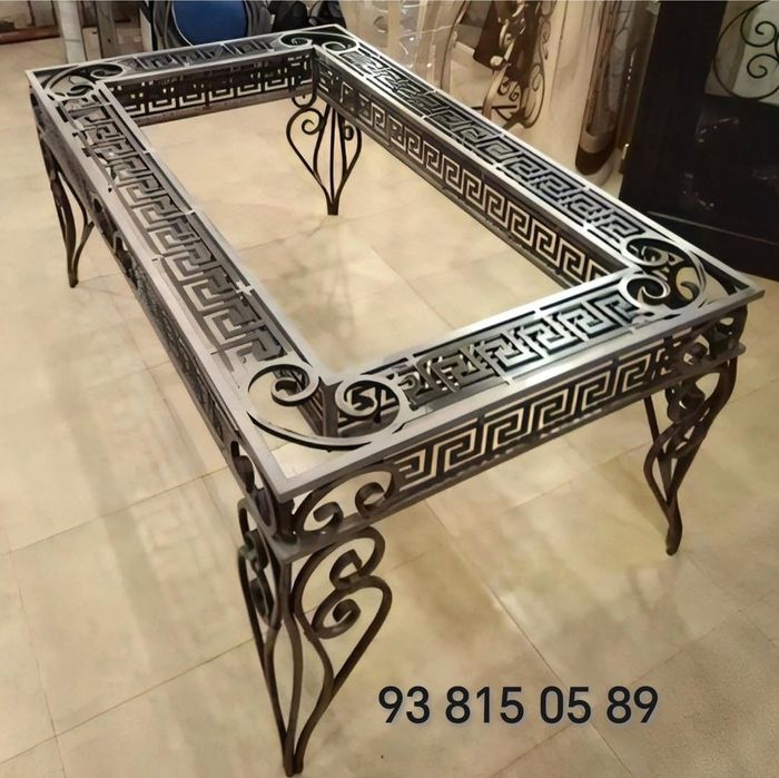 Lof istilida metalchski mebil