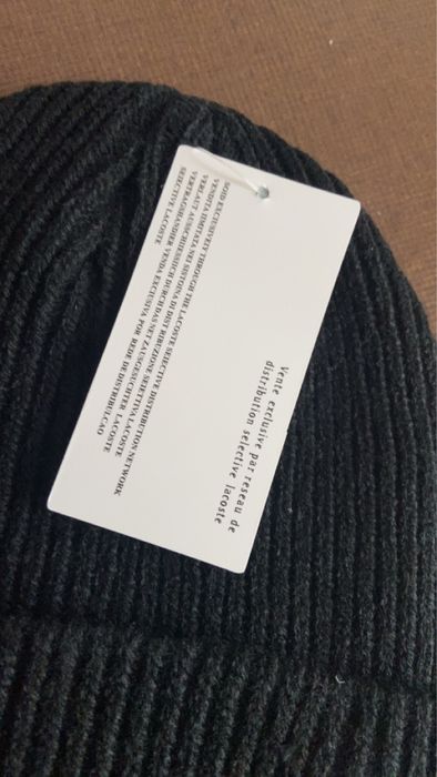 Căciulă LaCoste, nouă