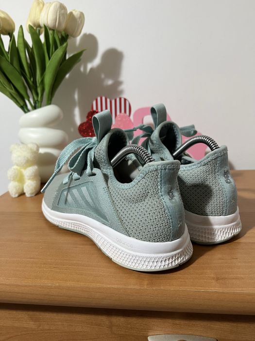 Оригинални маратонки Adidas 39 нонер