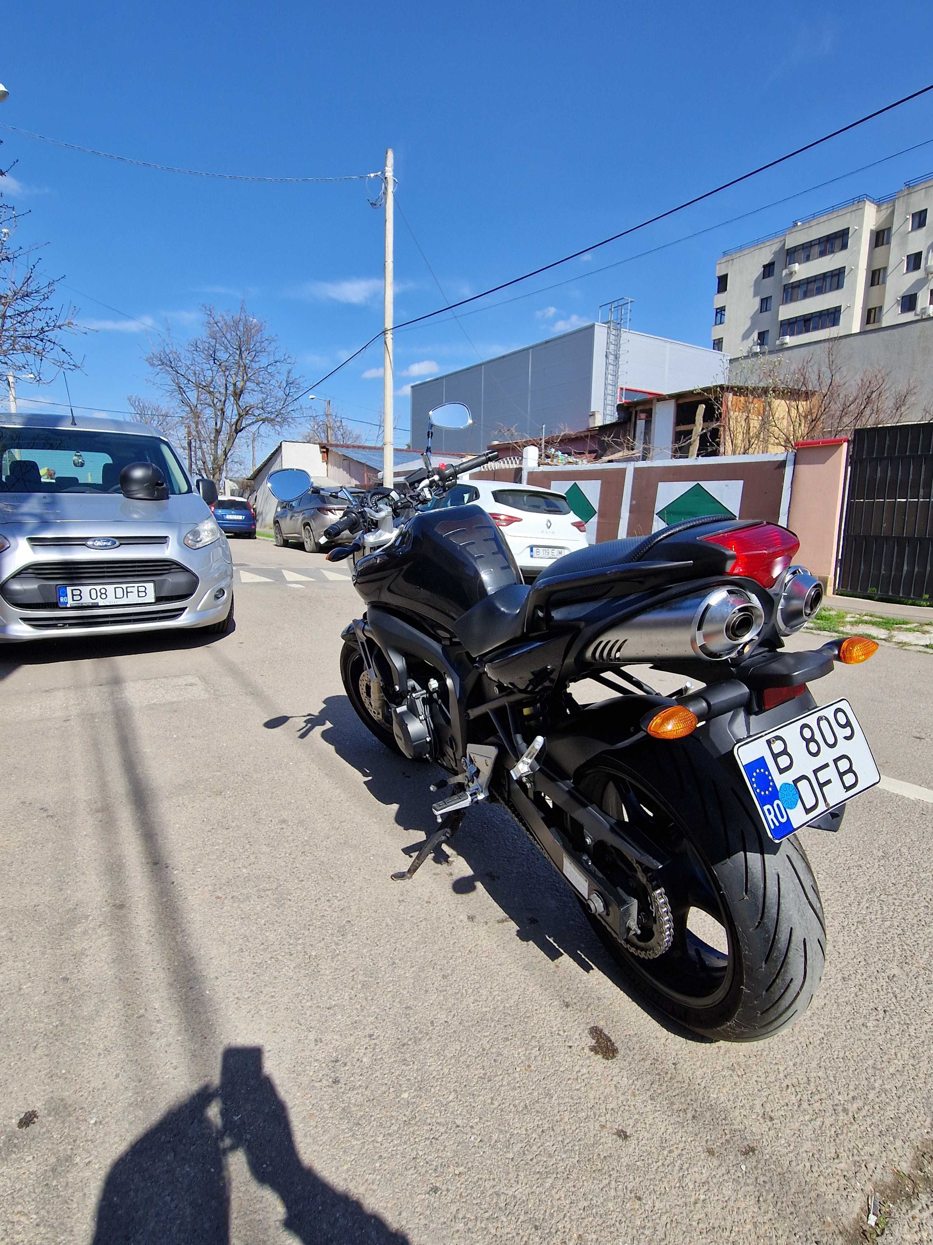 Yamaha fz6 an 2007 !