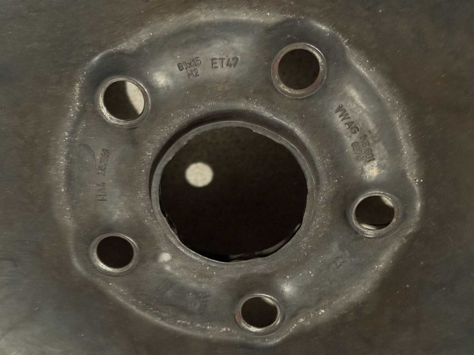 Продавам 4 бр железни джанти 6Jx15 с гуми 195/65/15