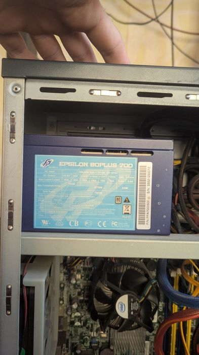 Захранване 700W (Fortron EPSILON 700) - ATX Power Supply APFC