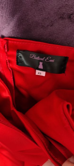 Rochie lunga,eleganta, rosie