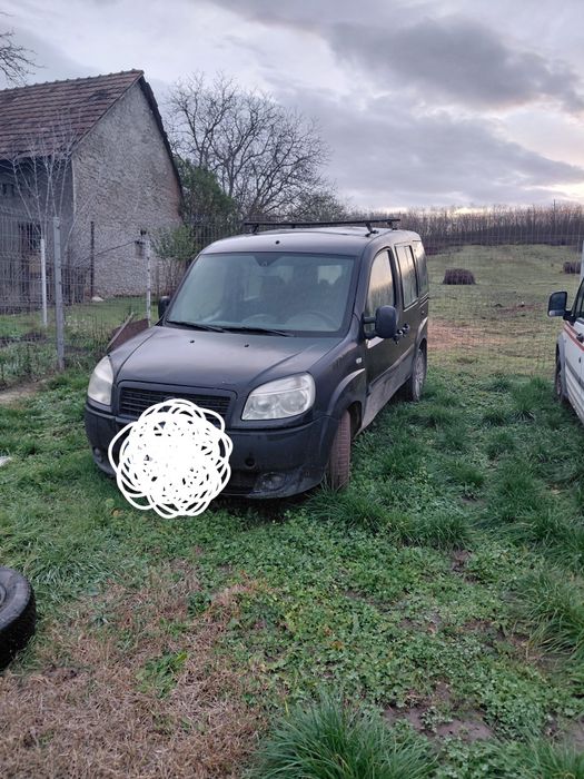 Dezmembrez Fiat doblo