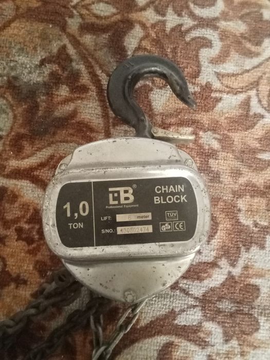 Продам лебедку срочно