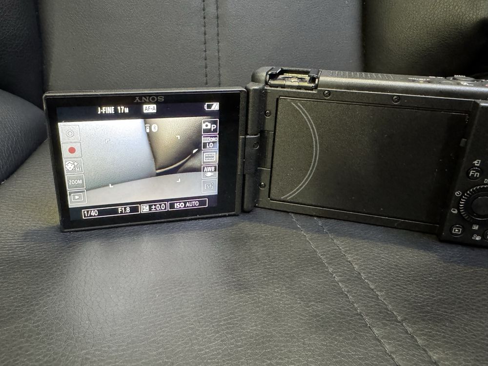 Camera Sony pt vlogging ZV-1 II 4K Obiectiv 18-50mm