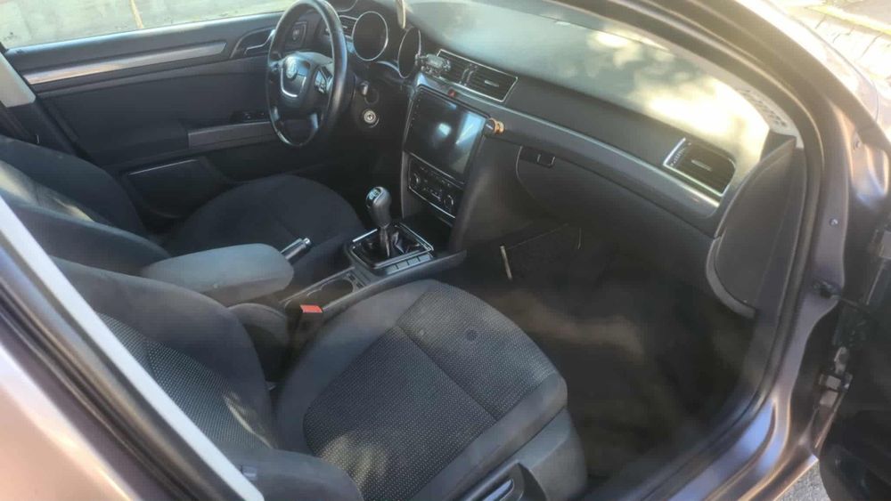 Vand sau schimb skoda superb!