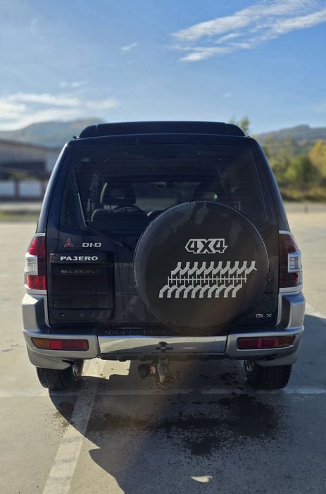 Vând Mitsubishi pajero