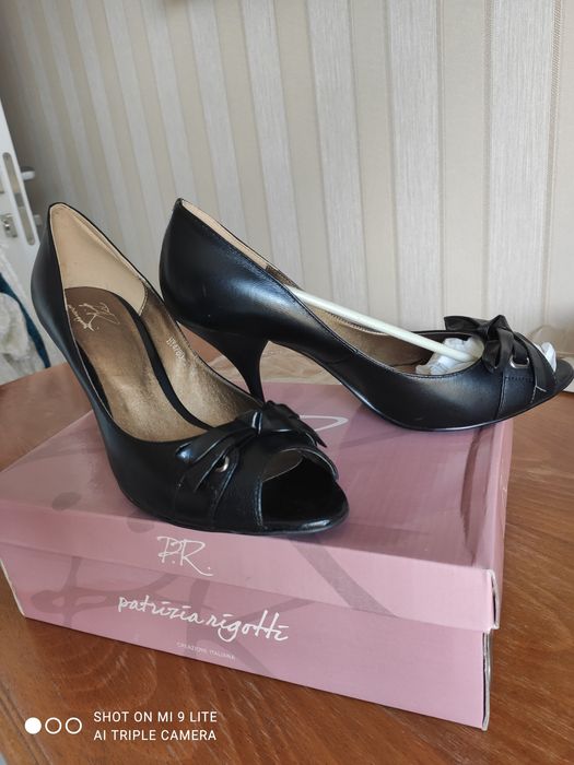 Pantofi mărimea 40 Noi