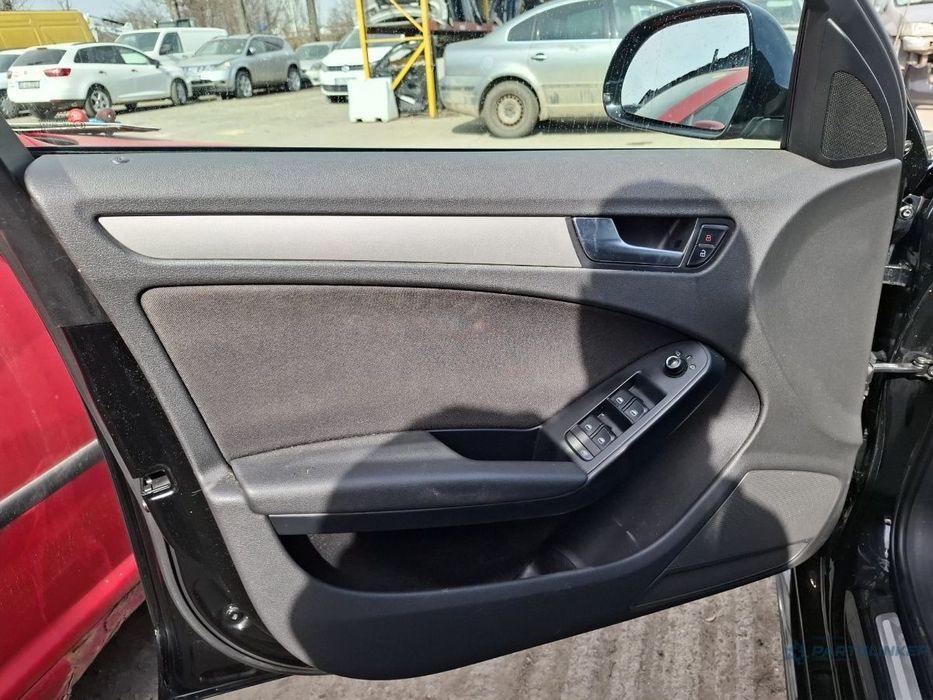 Dezmembrez AUDI A4 IV Avant 8K5, B8 2009 2.0 TDI CAGA 105KW|143HP