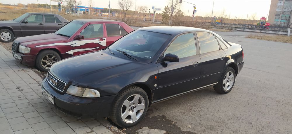 Продам Ауди А4 1996
