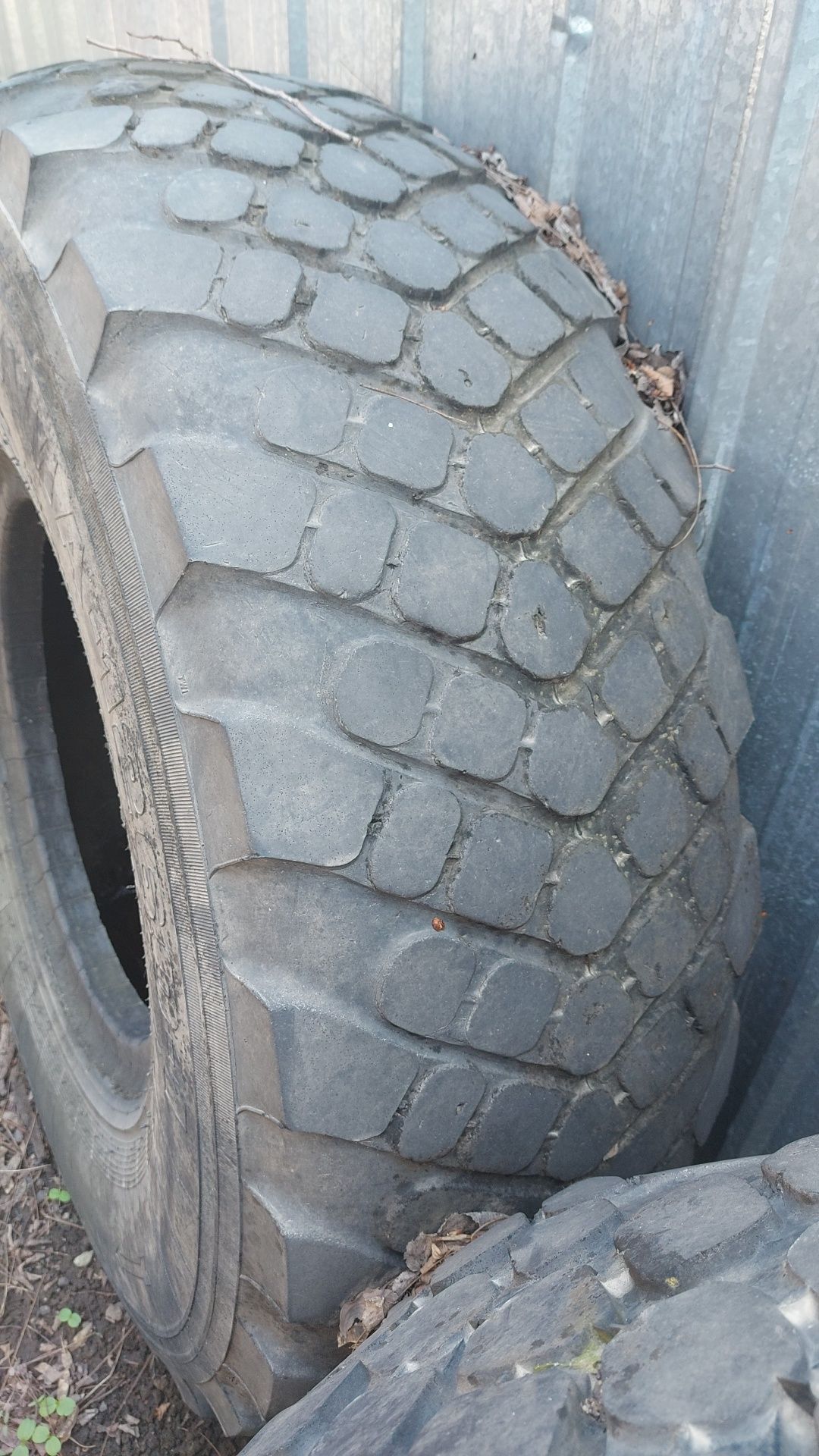 Покрышки 425/85r21