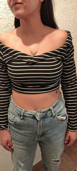 Черен топ с дълъг ръкав