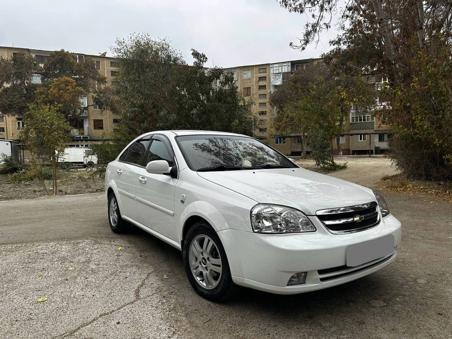 Ласетти 1.8 на продаже.