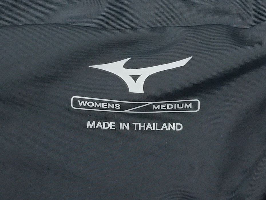 Mizuno 2in1 Shorts оригинални гащета с клин 2в1 M Рийбок шорти 2в1