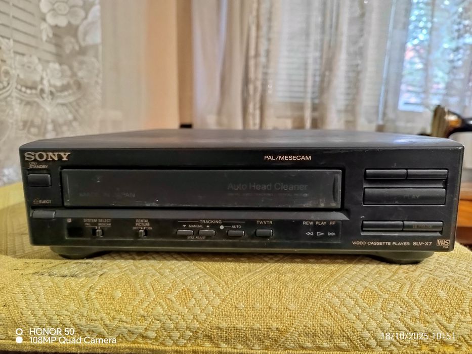 Видео Sony.  .  .