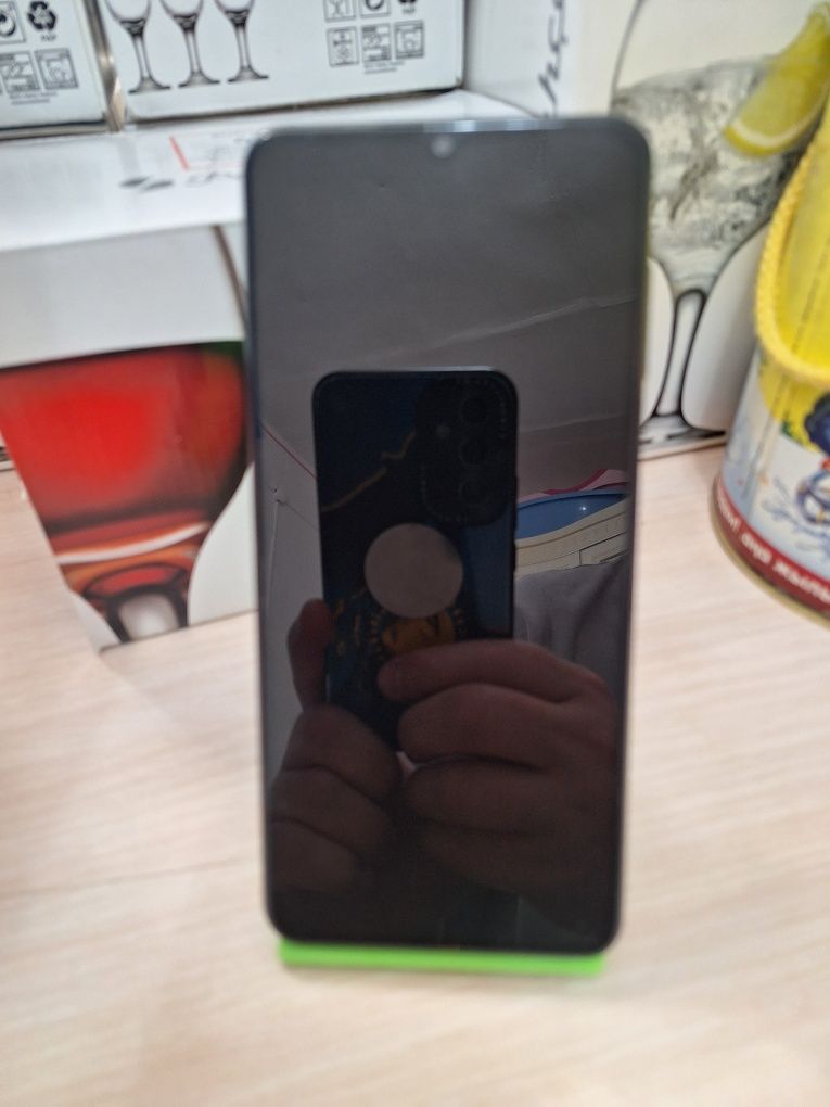 Самсунг А04S продам