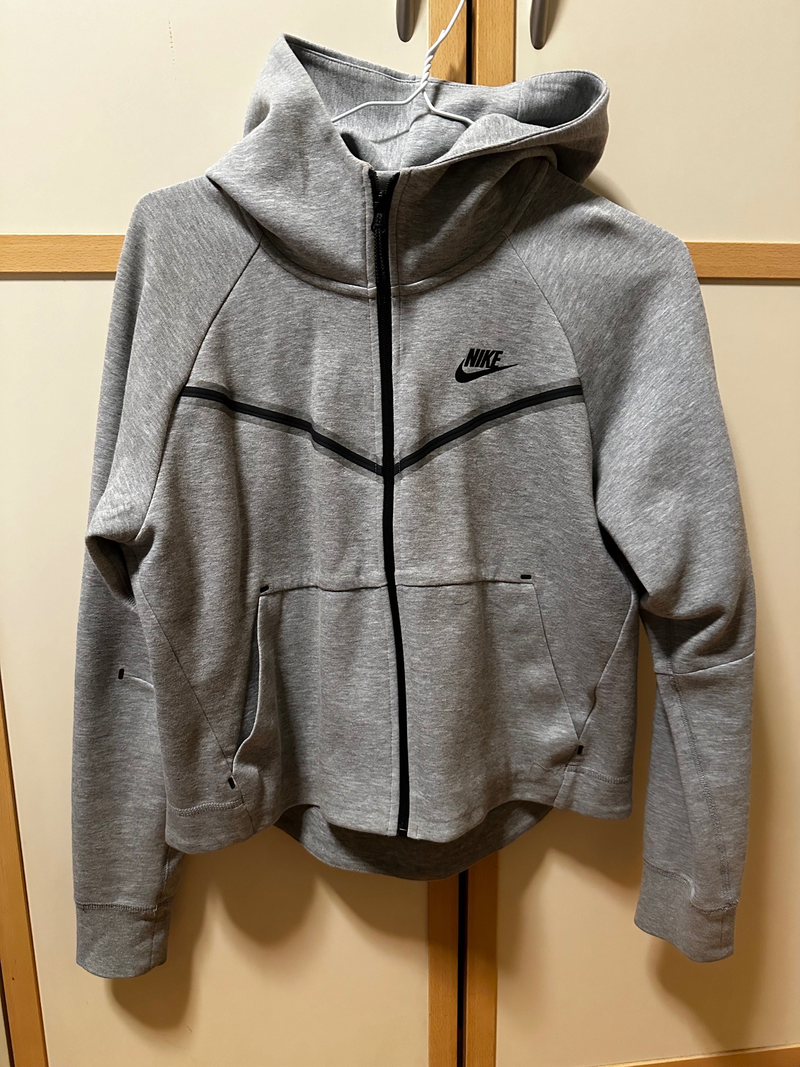 Nike tech fleece сив горнище